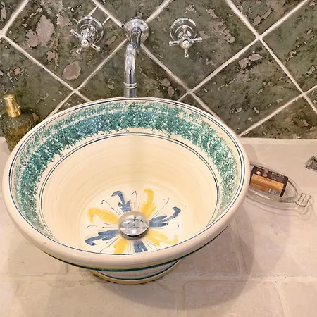 Lavanda Daire Finale Ligure